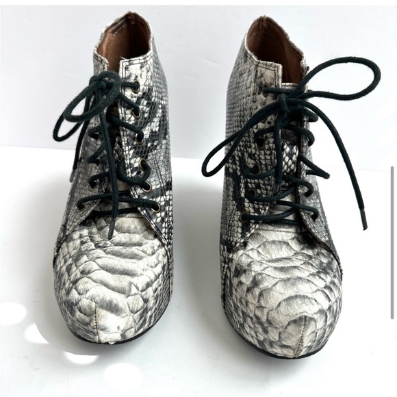 Jeffrey Campbell 99 Tie Bootie - Picture 4 of 6